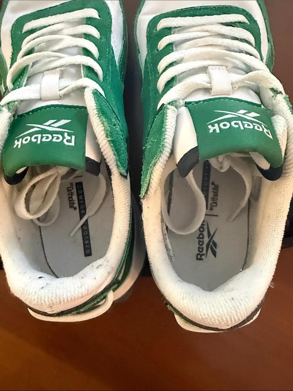 Reebok classic low